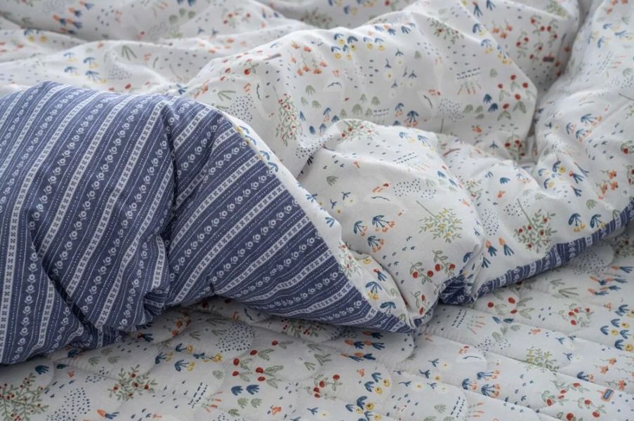 韓國製 小花草雙色厚款四季被｜2COLORS 