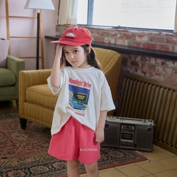 BLACKBEAN｜Moonlight Drive字母短TEE 