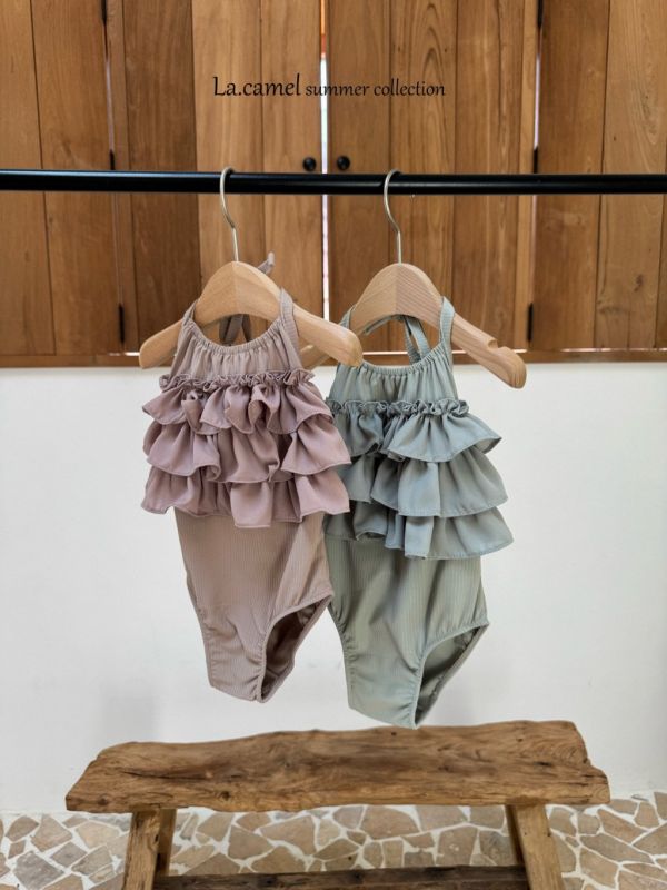 荷葉邊連身泳衣(不含泳帽)｜2COLORS 