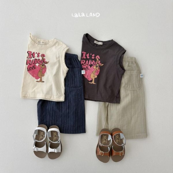 LALALAND｜兔兔塗鴉背心 