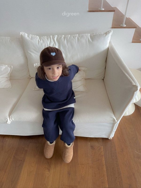 愛心毛絨鴨舌帽｜3COLORS 