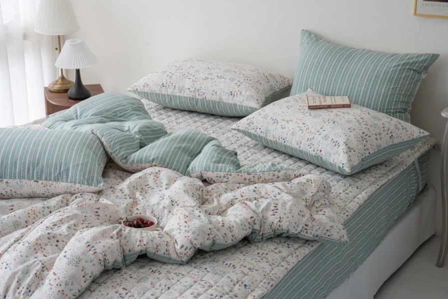 韓國製 小花草雙色厚款四季被｜2COLORS 