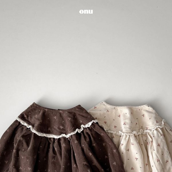 燈芯絨碎花上衣｜2COLORS 