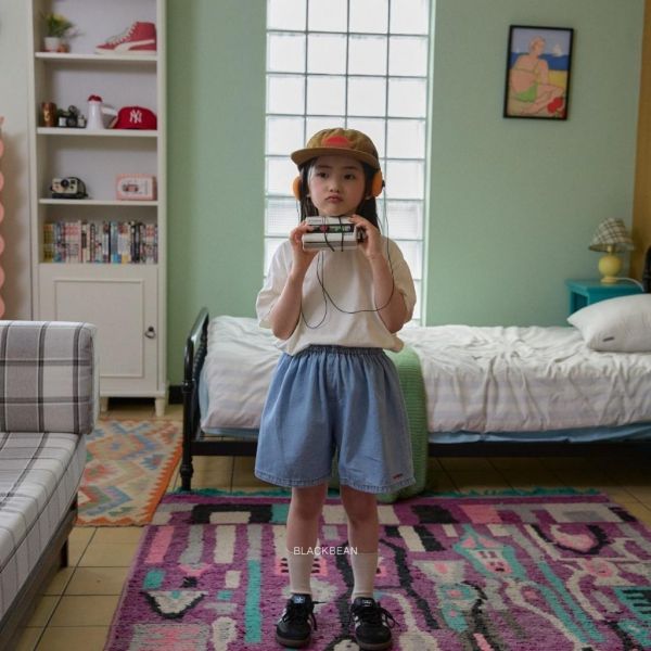 BLACKBEAN｜刺繡牛仔短褲 