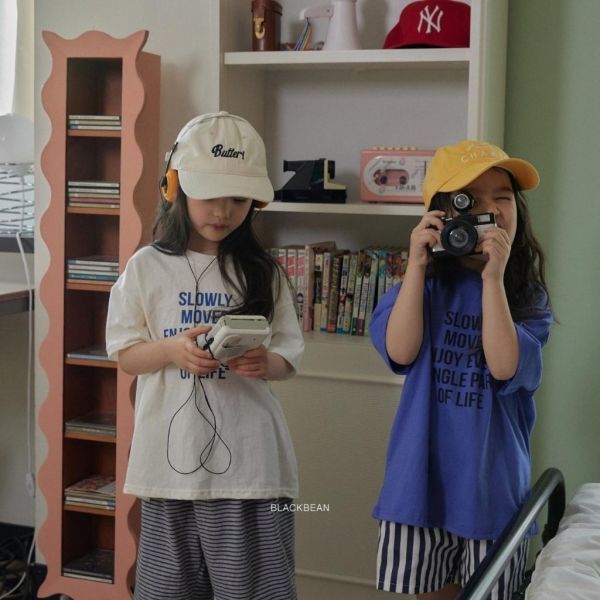 BLACKBEAN｜SLOWLY字母短TEE 