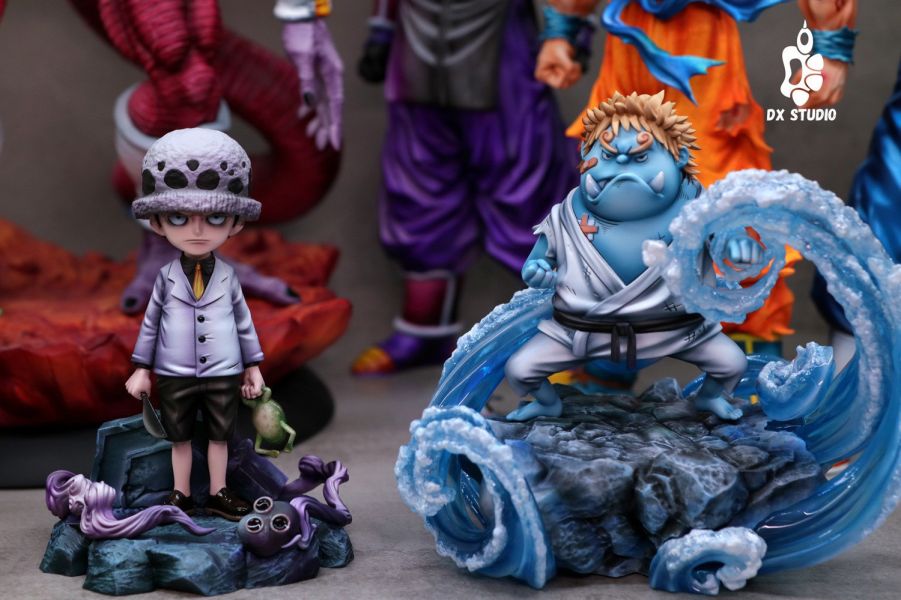 【售罄展示追加請私訊客服@toystationtw】海賊王 七武海童年系列第一彈 童年甚平 X 大熊社 玩驛丨Toy station, GK雕像預購, GK雕像代購, GK雕像現貨, GK雕像修復, 咒術, 咒術迴戰, SCC玩具屋, 玩具給庫, NBA, 瘋公仔, 訂製雕像,模型,伯公仔,gk,玩驛,火影,夜風本舖,海賊,死神,航海王,獵人,阿拉蕾,七大罪,七龍珠,寶可夢,神奇寶貝,哥吉拉,宮崎駿,迪士尼,灌籃高手,鬼滅之刃,一拳超人,蠟筆小新,咒術,鏈鋸人,進擊的巨人,乙骨,我英