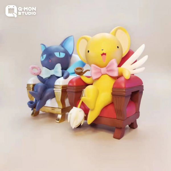 【售罄展示追加請私訊客服@toystationtw】庫洛魔法使 沙發小可&沙發斯比 X Q-MON Studio #動漫#模型#玩具#gk#玩驛#火影#手辦#海賊#死神#航海王#獵人#阿拉蕾#七大罪#七龍珠#寶可夢#神奇寶貝#哥吉拉#宮崎駿#迪士尼#灌籃高手#鬼滅之日刃#一拳超人#蠟筆小新#咒術#鏈鋸人#進擊的巨人#妖精尾巴#我的英雄學院#我英#鋼鍊#鋼之煉金術師#新世紀福音戰士#EVA#間諜家家酒#Re0#漫威#dc#集美#hex#tsume#prime1#queen#tes#xm#野獸國#壽屋#數碼寶貝