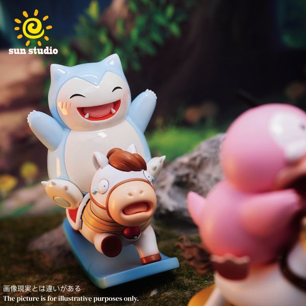 【售罄展示追加請私訊客服@toystationtw】寶可夢 搖搖馬系列第三彈 卡比獸 X SUN studio 玩驛丨Toy station, GK雕像預購, GK雕像代購, GK雕像現貨, GK雕像修復, 咒術, 咒術迴戰, SCC玩具屋, 玩具給庫, NBA, 瘋公仔, 訂製雕像,模型,伯公仔,gk,玩驛,火影,夜風本舖,海賊,死神,航海王,獵人,阿拉蕾,七大罪,七龍珠,寶可夢,神奇寶貝,哥吉拉,宮崎駿,迪士尼,灌籃高手,鬼滅之刃,一拳超人,蠟筆小新,咒術,鏈鋸人,進擊的巨人,乙骨,我英