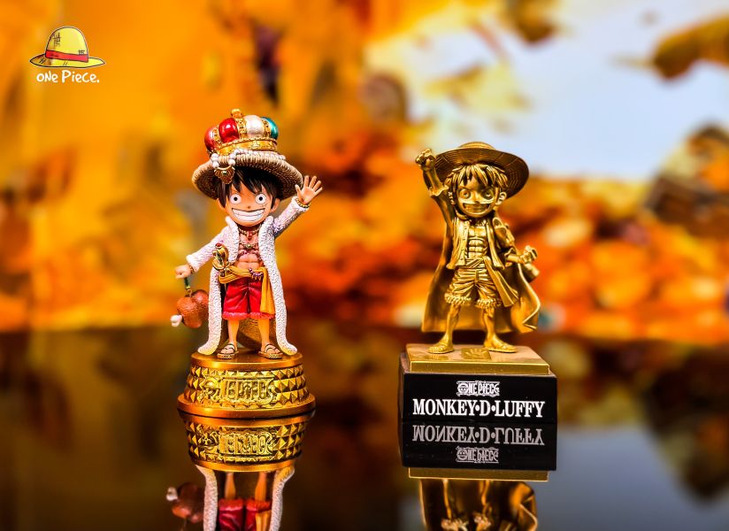 【售罄展示追加請私訊客服@toystationtw】海賊王 一周年特別款  皇冠魯夫 X 草帽studio 動漫,模型,玩具,gk,玩驛,火影,手辦,海賊,死神,航海王,獵人,阿拉蕾,七大罪,七龍珠,寶可夢,神奇寶貝,哥吉拉,宮崎駿,迪士尼,灌籃高手,鬼滅之日刃,一拳超人,蠟筆小新,咒術,鏈鋸人,進擊的巨人,妖精尾巴,我的英雄學院,我英,鋼鍊,鋼之煉金術師,新世紀福音戰士,EVA,間諜家家酒,Re0,漫威,dc,集美#hex#tsume#prime1#queen#tes#xm#野獸國#壽屋#數碼寶貝