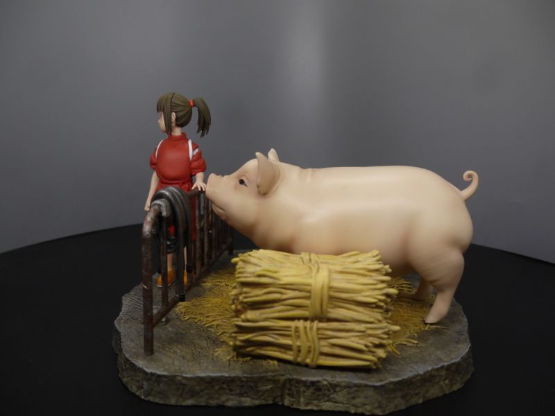【預購】宮崎駿 神隱少女 電影封面 千尋與父母 X 楓焰工作室 玩驛丨Toy station, GK雕像預購, GK雕像代購, GK雕像現貨, GK雕像修復, 咒術, 咒術迴戰, SCC玩具屋, 玩具給庫, NBA, 瘋公仔, 訂製雕像,模型,伯公仔,gk,玩驛,火影,夜風本舖,海賊,死神,航海王,獵人,阿拉蕾,七大罪,七龍珠,寶可夢,神奇寶貝,哥吉拉,宮崎駿,迪士尼,灌籃高手,鬼滅之刃,一拳超人,蠟筆小新,咒術,鏈鋸人,進擊的巨人,乙骨,我英