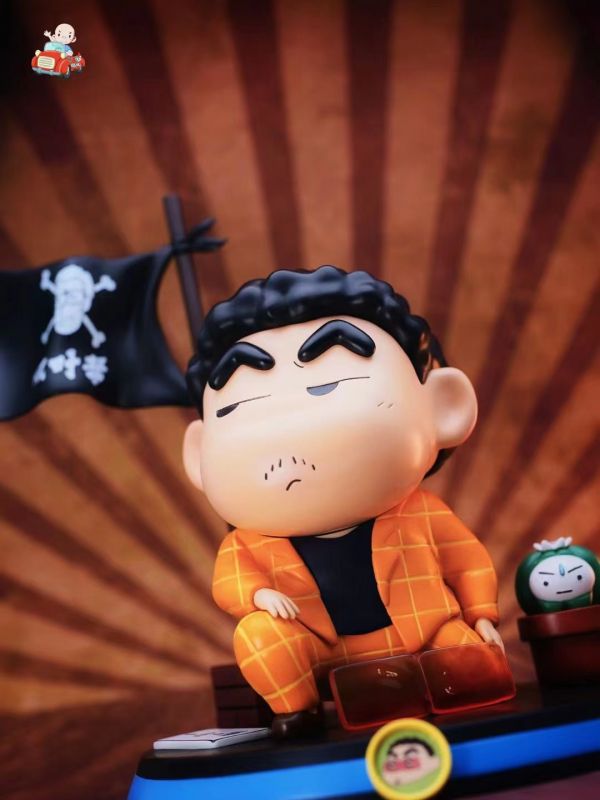 〖預購〗蠟筆小新 園長老大新‬之助 X A.M漫話屋 #動漫#模型#玩具#gk#玩驛#火影#手辦#海賊#死神#航海王#獵人#阿拉蕾#七大罪#七龍珠#寶可夢#神奇寶貝#哥吉拉#宮崎駿#迪士尼#灌籃高手#鬼滅之日刃#一拳超人#蠟筆小新#咒術#鏈鋸人#進擊的巨人#妖精尾巴#我的英雄學院#我英#鋼鍊#鋼之煉金術師#新世紀福音戰士#EVA#間諜家家酒#Re0#漫威#dc#集美#hex#tsume#prime1#queen#tes#xm#野獸國#壽屋#數碼寶貝