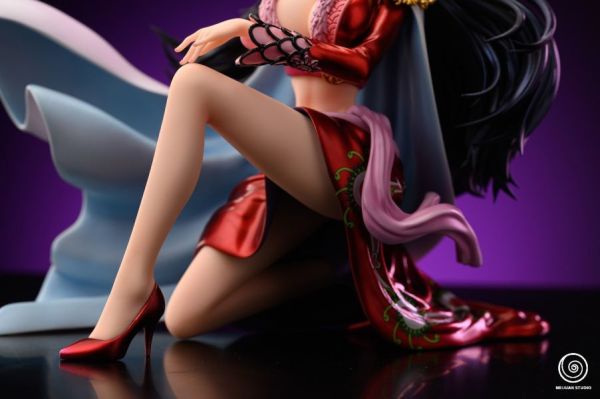 【售罄展示追加請私訊客服@toystationtw】海賊王 蹲姿女帝 X NEIJUAN STUDIO 動漫,模型,玩具,gk,玩驛,火影,手辦,海賊,死神,航海王,獵人,阿拉蕾,七大罪,七龍珠,寶可夢,神奇寶貝,哥吉拉,宮崎駿,迪士尼,灌籃高手,鬼滅之日刃,一拳超人,蠟筆小新,咒術,鏈鋸人,進擊的巨人,妖精尾巴,我的英雄學院,我英,鋼鍊,鋼之煉金術師,新世紀福音戰士,EVA,間諜家家酒,Re0,漫威,dc,集美#hex#tsume#prime1#queen#tes#xm#野獸國#壽屋#數碼寶貝