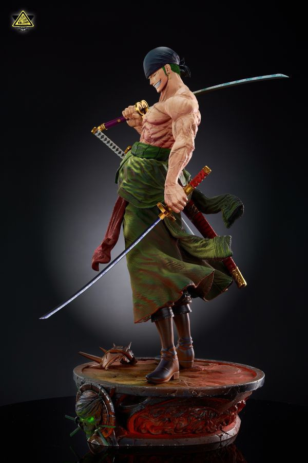 【預購】海賊王 站姿索隆 X SBS（Super Bomb Studio） 玩驛丨Toy station, GK雕像預購, GK雕像代購, GK雕像現貨, GK雕像修復, 咒術, 咒術迴戰, SCC玩具屋, 玩具給庫, NBA, 瘋公仔, 訂製雕像,模型,伯公仔,gk,玩驛,火影,夜風本舖,海賊,死神,航海王,獵人,阿拉蕾,七大罪,七龍珠,寶可夢,神奇寶貝,哥吉拉,宮崎駿,迪士尼,灌籃高手,鬼滅之刃,一拳超人,蠟筆小新,咒術,鏈鋸人,進擊的巨人,乙骨,我英