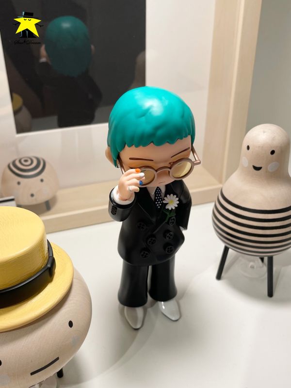 【售罄展示追加請私訊客服@toystationtw】GD權志龍 公仔大娃-爵士禮帽西裝版 X StarDream 玩驛丨Toy station, GK雕像預購, GK雕像代購, GK雕像現貨, GK雕像修復, 咒術, 咒術迴戰, SCC玩具屋, 玩具給庫, NBA, 瘋公仔, 訂製雕像,模型,伯公仔,gk,玩驛,火影,夜風本舖,海賊,死神,航海王,獵人,阿拉蕾,七大罪,七龍珠,寶可夢,神奇寶貝,哥吉拉,宮崎駿,迪士尼,灌籃高手,鬼滅之刃,一拳超人,蠟筆小新,咒術,鏈鋸人,進擊的巨人,乙骨,我英