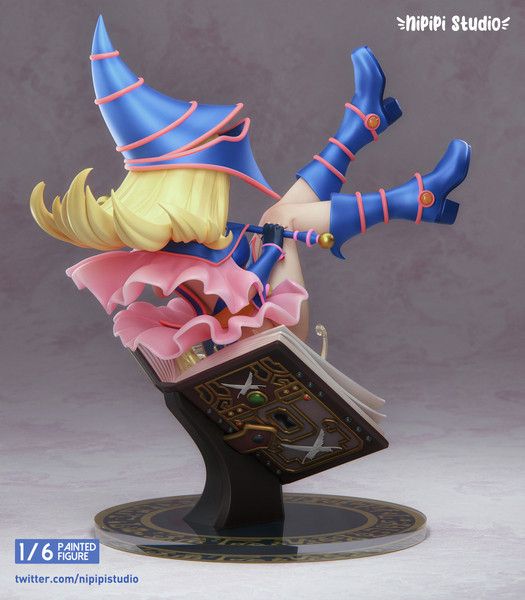 【售罄展示追加請私訊客服@toystationtw】遊戲王DM (雙版本) 黑魔導女孩 X Nipipi 玩驛丨Toy station, GK雕像預購, GK雕像代購, GK雕像現貨, GK雕像修復, 購物網站, 自媒體選物店, SCC玩具屋, 玩具給庫, 希模型, 瘋公仔, 訂製雕像,模型,伯公仔,gk,玩驛,火影,夜風本舖,海賊,死神,航海王,獵人,阿拉蕾,七大罪,七龍珠,寶可夢,神奇寶貝,哥吉拉,宮崎駿,迪士尼,灌籃高手,鬼滅之日刃,一拳超人,蠟筆小新,咒術,鏈鋸人,進擊的巨人,妖精尾巴,我的英