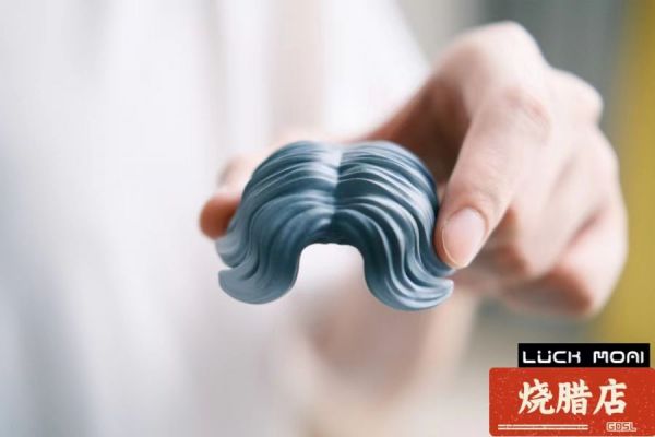 【售罄展示追加請私訊客服@toystationtw】躺平了鴨 懶脖雞檸燒臘 X Luck Moai #動漫#模型#玩具#gk#玩驛#火影#手辦#海賊#死神#航海王#獵人#阿拉蕾#七大罪#七龍珠#寶可夢#神奇寶貝#哥吉拉#宮崎駿#迪士尼#灌籃高手#鬼滅之日刃#一拳超人#蠟筆小新#咒術#鏈鋸人#進擊的巨人#妖精尾巴#我的英雄學院#我英#鋼鍊#鋼之煉金術師#新世紀福音戰士#EVA#間諜家家酒#Re0#漫威#dc#集美#hex#tsume#prime1#queen#tes#xm#野獸國#壽屋#數碼寶貝