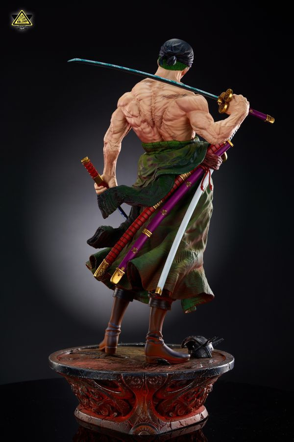 【預購】海賊王 站姿索隆 X SBS（Super Bomb Studio） 玩驛丨Toy station, GK雕像預購, GK雕像代購, GK雕像現貨, GK雕像修復, 咒術, 咒術迴戰, SCC玩具屋, 玩具給庫, NBA, 瘋公仔, 訂製雕像,模型,伯公仔,gk,玩驛,火影,夜風本舖,海賊,死神,航海王,獵人,阿拉蕾,七大罪,七龍珠,寶可夢,神奇寶貝,哥吉拉,宮崎駿,迪士尼,灌籃高手,鬼滅之刃,一拳超人,蠟筆小新,咒術,鏈鋸人,進擊的巨人,乙骨,我英