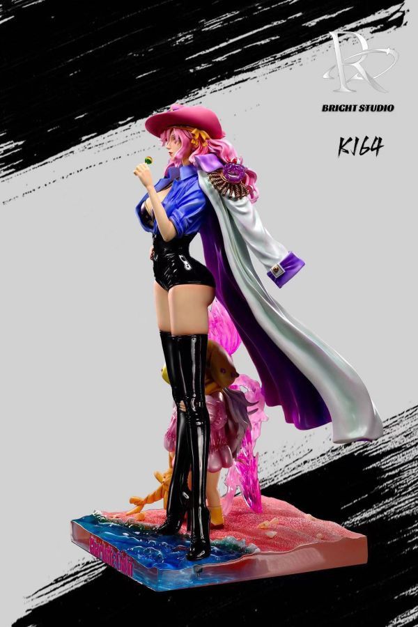 【售罄展示追加請私訊客服@toystationtw】海賊王 洛克斯海賊團週年款年輕大媽 夏洛特·玲玲2.0 X 紉光社 玩驛丨Toy station, GK雕像預購, GK雕像代購, GK雕像現貨, GK雕像修復, 咒術, 咒術迴戰, SCC玩具屋, 玩具給庫, 希模型, 瘋公仔, 訂製雕像,模型,伯公仔,gk,玩驛,火影,夜風本舖,海賊,死神,航海王,獵人,阿拉蕾,七大罪,七龍珠,寶可夢,神奇寶貝,哥吉拉,宮崎駿,迪士尼,灌籃高手,鬼滅之日刃,一拳超人,蠟筆小新,咒術,鏈鋸人,進擊的巨人,乙骨,我英