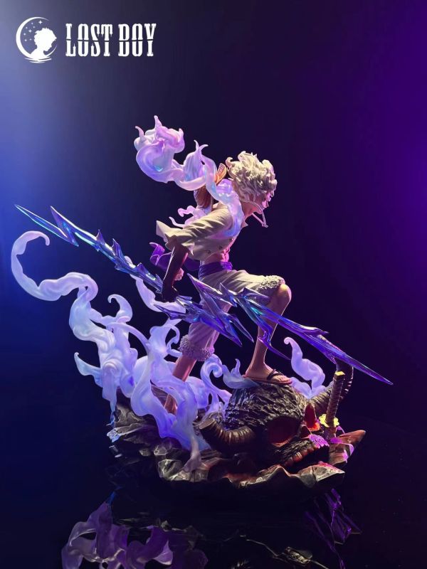 【售罄展示追加請私訊客服@toystationtw】海賊王 鬼島之戰系列首款作品 蒙奇·D·魯夫（五檔尼卡形態） X LOST-BOY 動漫,模型,玩具,gk,玩驛,火影,手辦,海賊,死神,航海王,獵人,阿拉蕾,七大罪,七龍珠,寶可夢,神奇寶貝,哥吉拉,宮崎駿,迪士尼,灌籃高手,鬼滅之日刃,一拳超人,蠟筆小新,咒術,鏈鋸人,進擊的巨人,妖精尾巴,我的英雄學院,我英,鋼鍊,鋼之煉金術師,新世紀福音戰士,EVA,間諜家家酒,Re0,漫威,dc,集美#hex#tsume#prime1#queen#tes#xm#野獸國#壽屋#數碼寶貝