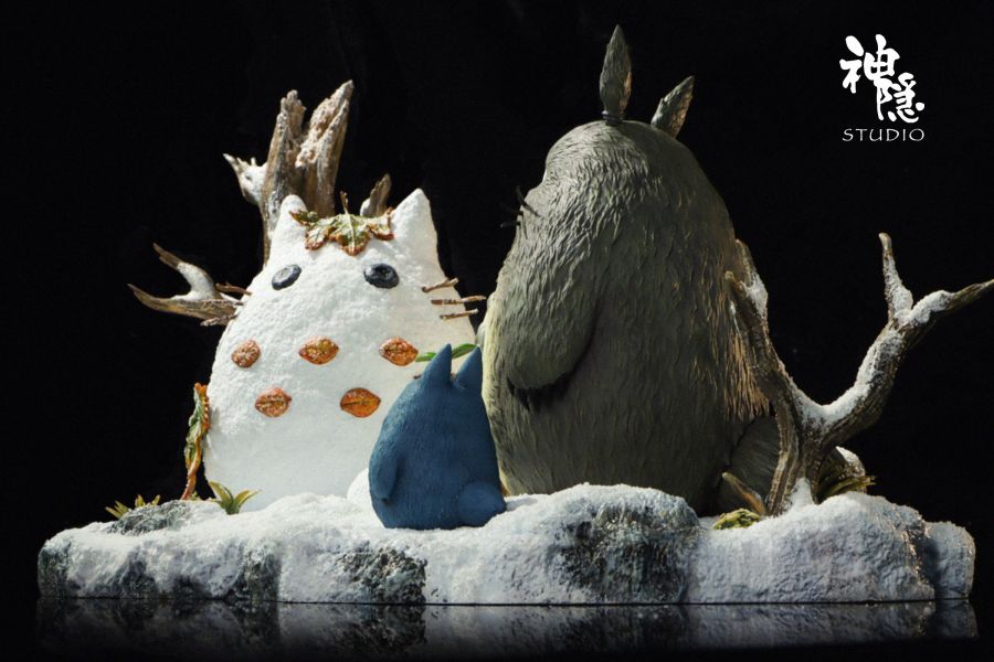 【預購】宮崎駿 遇見系列 雪地中的嬉戲-龍貓 X 神隱工作室 玩驛丨Toy station, GK雕像預購, GK雕像代購, GK雕像現貨, GK雕像修復, 咒術, 咒術迴戰, SCC玩具屋, 玩具給庫, NBA, 瘋公仔, 訂製雕像,模型,伯公仔,gk,玩驛,火影,夜風本舖,海賊,死神,航海王,獵人,阿拉蕾,七大罪,七龍珠,寶可夢,神奇寶貝,哥吉拉,宮崎駿,迪士尼,灌籃高手,鬼滅之刃,一拳超人,蠟筆小新,咒術,鏈鋸人,進擊的巨人,乙骨,我英
