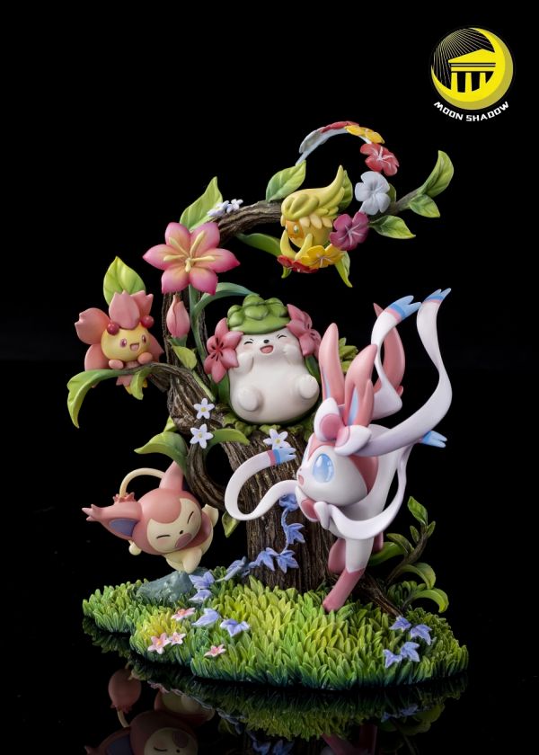 【售罄展示追加請私訊客服@toystationtw】寶可夢 自然系列 草刺蝟 仙伊布 向尾喵 花療環環 櫻花兒自然場景 X 月影殿 #動漫#模型#玩具#gk#玩驛#火影#手辦#海賊#死神#航海王#獵人#阿拉蕾#七大罪#七龍珠#寶可夢#神奇寶貝#哥吉拉#宮崎駿#迪士尼#灌籃高手#鬼滅之日刃#一拳超人#蠟筆小新#咒術#鏈鋸人#進擊的巨人#妖精尾巴#我的英雄學院#我英#鋼鍊#鋼之煉金術師#新世紀福音戰士#EVA#間諜家家酒#Re0#漫威#dc#集美#hex#tsume#prime1#queen#tes#xm#野獸國#壽屋#數碼寶貝