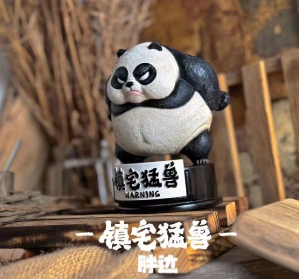 【售罄展示追加請私訊客服@toystationtw】鎮宅猛獸-熊貓胖 X 博物志 動漫,模型,玩具,gk,玩驛,火影,手辦,海賊,死神,航海王,獵人,阿拉蕾,七大罪,七龍珠,寶可夢,神奇寶貝,哥吉拉,宮崎駿,迪士尼,灌籃高手,鬼滅之日刃,一拳超人,蠟筆小新,咒術,鏈鋸人,進擊的巨人,妖精尾巴,我的英雄學院,我英,鋼鍊,鋼之煉金術師,新世紀福音戰士,EVA,間諜家家酒,Re0,漫威,dc,集美#hex#tsume#prime1#queen#tes#xm#野獸國#壽屋#數碼寶貝