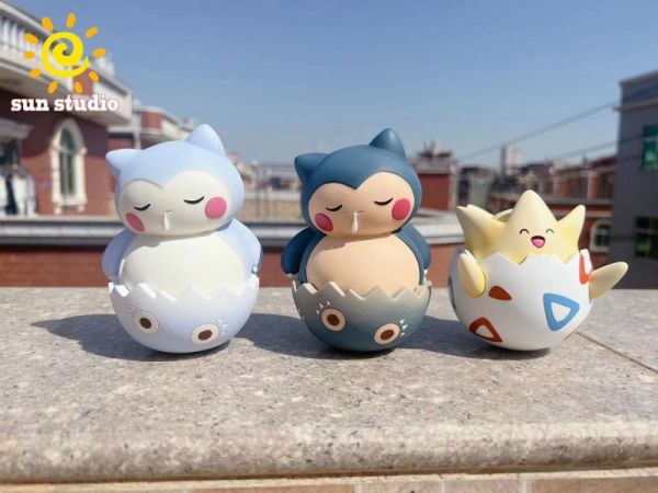 【售罄展示追加請私訊客服@toystationtw】寶可夢 不倒翁系列第五彈 第六彈 卡比獸&波克比 X sun studio太陽工作室 #動漫#模型#玩具#gk#玩驛#火影#手辦#海賊#死神#航海王#獵人#阿拉蕾#七大罪#七龍珠#寶可夢#神奇寶貝#哥吉拉#宮崎駿#迪士尼#灌籃高手#鬼滅之日刃#一拳超人#蠟筆小新#咒術#鏈鋸人#進擊的巨人#妖精尾巴#我的英雄學院#我英#鋼鍊#鋼之煉金術師#新世紀福音戰士#EVA#間諜家家酒#Re0#漫威#dc#集美#hex#tsume#prime1#queen#tes#xm#野獸國#壽屋#數碼寶貝