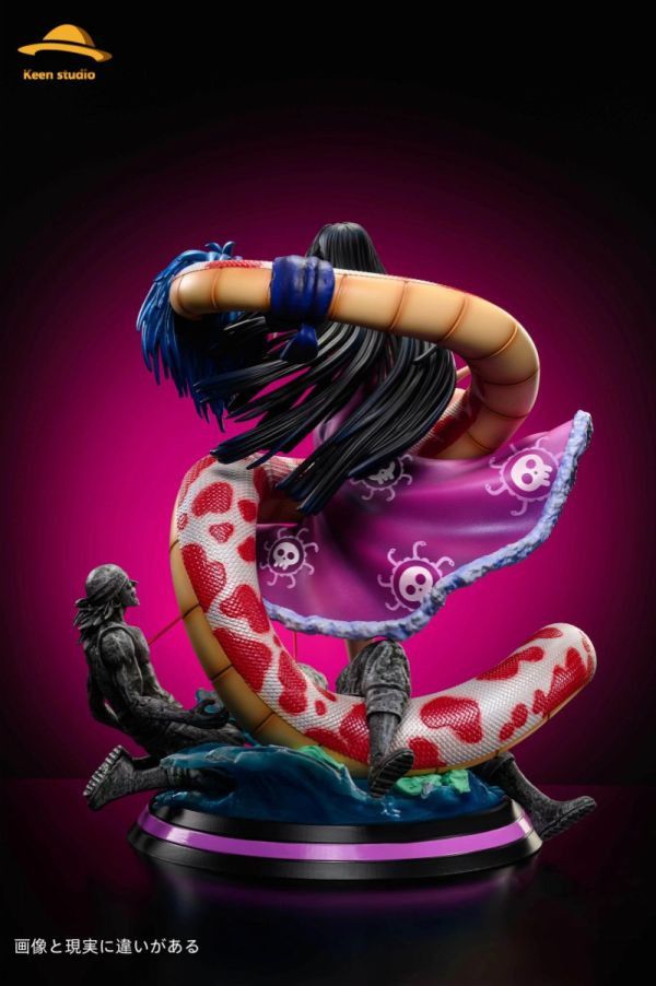【售罄展示追加請私訊客服@toystationtw】海賊王 QHS MAX第一彈 波雅·漢庫克女帝 X Kenn Studio 動漫,模型,玩具,gk,玩驛,火影,手辦,海賊,死神,航海王,獵人,阿拉蕾,七大罪,七龍珠,寶可夢,神奇寶貝,哥吉拉,宮崎駿,迪士尼,灌籃高手,鬼滅之日刃,一拳超人,蠟筆小新,咒術,鏈鋸人,進擊的巨人,妖精尾巴,我的英雄學院,我英,鋼鍊,鋼之煉金術師,新世紀福音戰士,EVA,間諜家家酒,Re0,漫威,dc,集美#hex#tsume#prime1#queen#tes#xm#野獸國#壽屋#數碼寶貝