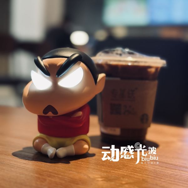 【預購】蠟筆小新 暴怒小新 ( 眼睛可發光 ) X 動感光波工作室 玩驛丨Toy station, GK雕像預購, GK雕像代購, GK雕像現貨, GK雕像修復, 咒術, 咒術迴戰, SCC玩具屋, 玩具給庫, NBA, 瘋公仔, 訂製雕像,模型,伯公仔,gk,玩驛,火影,夜風本舖,海賊,死神,航海王,獵人,阿拉蕾,七大罪,七龍珠,寶可夢,神奇寶貝,哥吉拉,宮崎駿,迪士尼,灌籃高手,鬼滅之刃,一拳超人,蠟筆小新,咒術,鏈鋸人,進擊的巨人,乙骨,我英