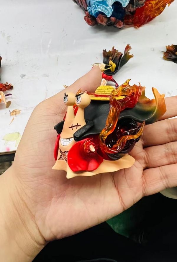 【售罄展示追加請私訊客服@toystationtw】海賊王 三船長業火魯夫 X Warhead #動漫#模型#玩具#gk#玩驛#火影#手辦#海賊#死神#航海王#獵人#阿拉蕾#七大罪#七龍珠#寶可夢#神奇寶貝#哥吉拉#宮崎駿#迪士尼#灌籃高手#鬼滅之日刃#一拳超人#蠟筆小新#咒術#鏈鋸人#進擊的巨人#妖精尾巴#我的英雄學院#我英#鋼鍊#鋼之煉金術師#新世紀福音戰士#EVA#間諜家家酒#Re0#漫威#dc#集美#hex#tsume#prime1#queen#tes#xm#野獸國#壽屋#數碼寶貝