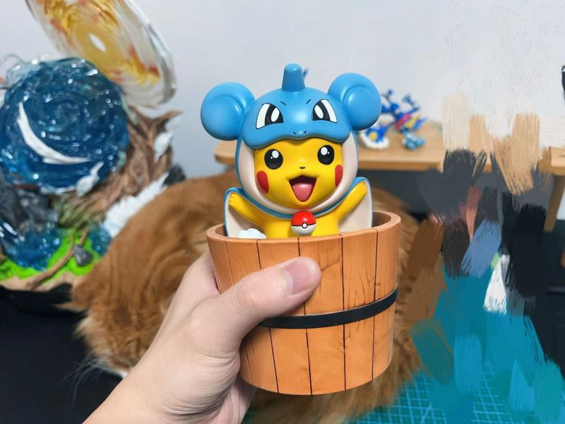 【預購】寶可夢 變皮系列 泡澡拉普拉斯變皮卡丘 X 破殼Studio 玩驛丨Toy station, GK雕像預購, GK雕像代購, GK雕像現貨, GK雕像修復, 咒術, 咒術迴戰, SCC玩具屋, 玩具給庫, NBA, 瘋公仔, 訂製雕像,模型,伯公仔,gk,玩驛,火影,夜風本舖,海賊,死神,航海王,獵人,阿拉蕾,七大罪,七龍珠,寶可夢,神奇寶貝,哥吉拉,宮崎駿,迪士尼,灌籃高手,鬼滅之刃,一拳超人,蠟筆小新,咒術,鏈鋸人,進擊的巨人,乙骨,我英