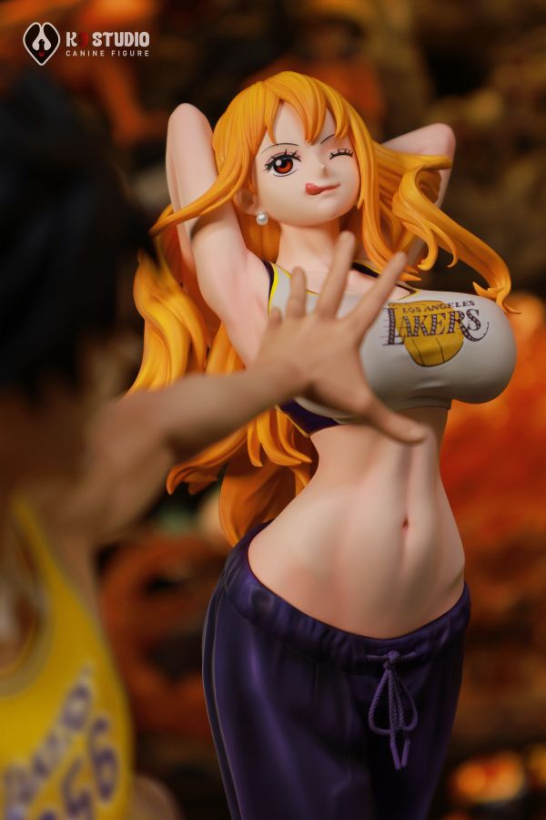 【預購】海賊王 草帽籃球隊 娜美全身雕像 X K9-Studio 玩驛丨Toy station, GK雕像預購, GK雕像代購, GK雕像現貨, GK雕像修復, 咒術, 咒術迴戰, SCC玩具屋, 玩具給庫, NBA, 瘋公仔, 訂製雕像,模型,伯公仔,gk,玩驛,火影,夜風本舖,海賊,死神,航海王,獵人,阿拉蕾,七大罪,七龍珠,寶可夢,神奇寶貝,哥吉拉,宮崎駿,迪士尼,灌籃高手,鬼滅之刃,一拳超人,蠟筆小新,咒術,鏈鋸人,進擊的巨人,乙骨,我英