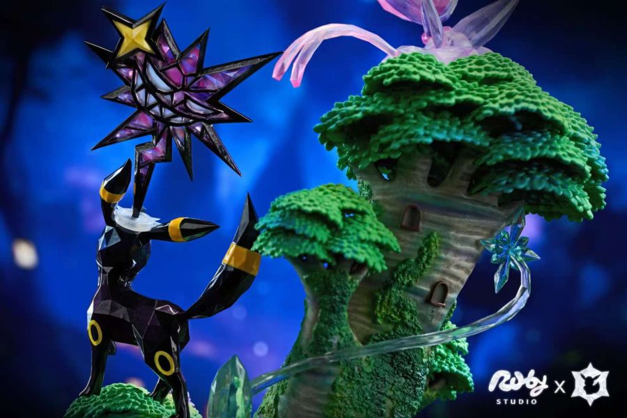【預購】寶可夢 太晶伊布之森第三彈 日月同輝 X Ruby-Studio 玩驛丨Toy station, GK雕像預購, GK雕像代購, GK雕像現貨, GK雕像修復, 咒術, 咒術迴戰, SCC玩具屋, 玩具給庫, NBA, 瘋公仔, 訂製雕像,模型,伯公仔,gk,玩驛,火影,夜風本舖,海賊,死神,航海王,獵人,阿拉蕾,七大罪,七龍珠,寶可夢,神奇寶貝,哥吉拉,宮崎駿,迪士尼,灌籃高手,鬼滅之刃,一拳超人,蠟筆小新,咒術,鏈鋸人,進擊的巨人,乙骨,我英