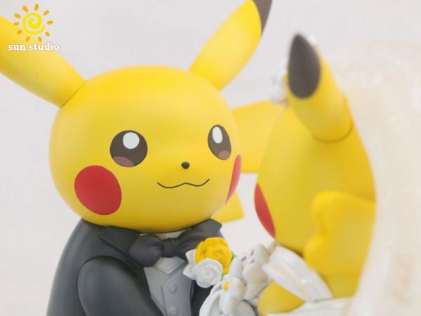 【售罄展示追加請私訊客服@toystationtw】寶可夢 結婚皮卡丘 X sun #動漫#模型#玩具#gk#玩驛#火影#手辦#海賊#死神#航海王#獵人#阿拉蕾#七大罪#七龍珠#寶可夢#神奇寶貝#哥吉拉#宮崎駿#迪士尼#灌籃高手#鬼滅之日刃#一拳超人#蠟筆小新#咒術#鏈鋸人#進擊的巨人#妖精尾巴#我的英雄學院#我英#鋼鍊#鋼之煉金術師#新世紀福音戰士#EVA#間諜家家酒#Re0#漫威#dc#集美#hex#tsume#prime1#queen#tes#xm#野獸國#壽屋#數碼寶貝