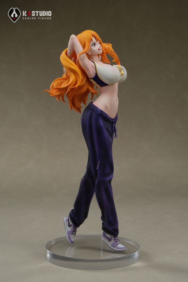 【預購】海賊王 草帽籃球隊 娜美全身雕像 X K9-Studio 玩驛丨Toy station, GK雕像預購, GK雕像代購, GK雕像現貨, GK雕像修復, 咒術, 咒術迴戰, SCC玩具屋, 玩具給庫, NBA, 瘋公仔, 訂製雕像,模型,伯公仔,gk,玩驛,火影,夜風本舖,海賊,死神,航海王,獵人,阿拉蕾,七大罪,七龍珠,寶可夢,神奇寶貝,哥吉拉,宮崎駿,迪士尼,灌籃高手,鬼滅之刃,一拳超人,蠟筆小新,咒術,鏈鋸人,進擊的巨人,乙骨,我英