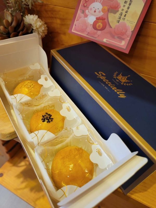 三入長條禮盒 彌月禮盒/喜餅/送禮盒/手工餅乾/蛋黃酥/中秋節禮盒