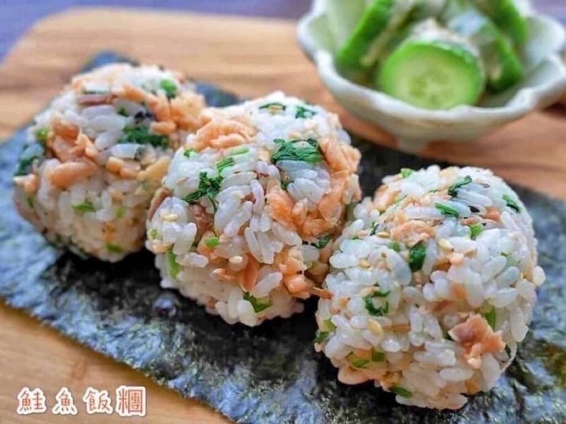【烹調用NG燻鮭魚碎肉】 