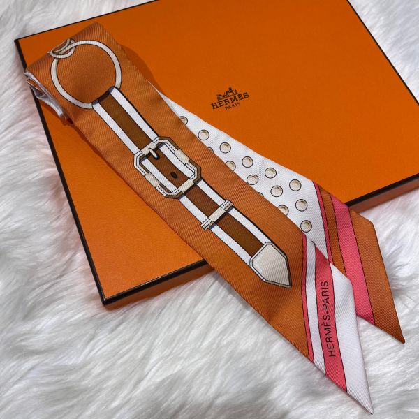 HERMÈS TWILLY COUVERTURES NOUVELLES 