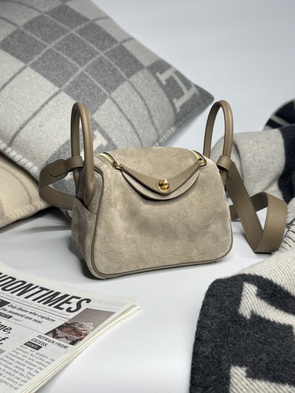HERMÈS MINI LINDY 
