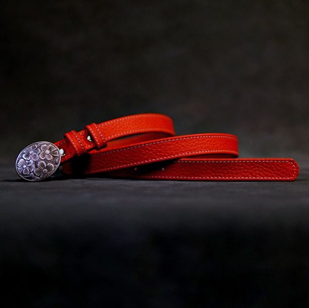 2公分寬扶桑花古銀頭紅荔枝軟皮帶 