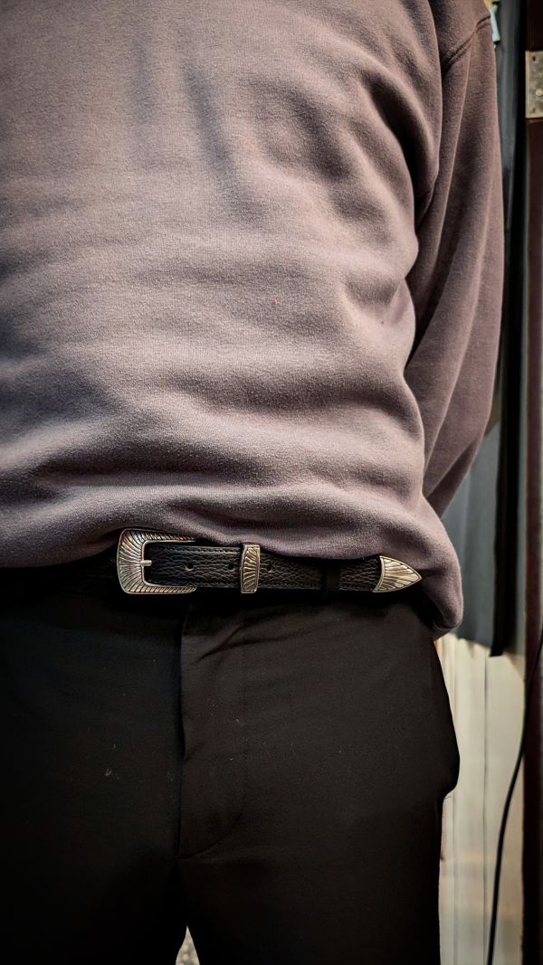 復古刻紋義大利黑荔枝紳士皮帶 