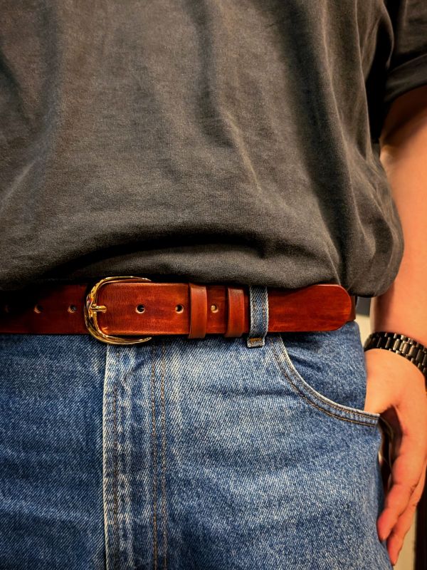 35mm金色馬蹄頭手染淺茶植鞣革皮帶 