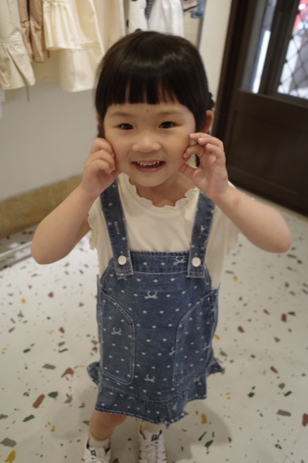 小裙擺蝴蝶結兩件套洋裝 