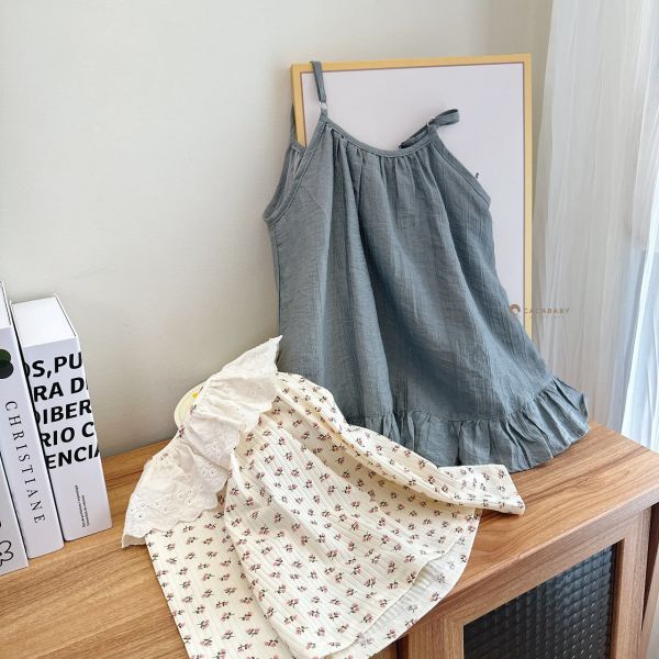 軟軟直紋花花蕾絲領上衣 