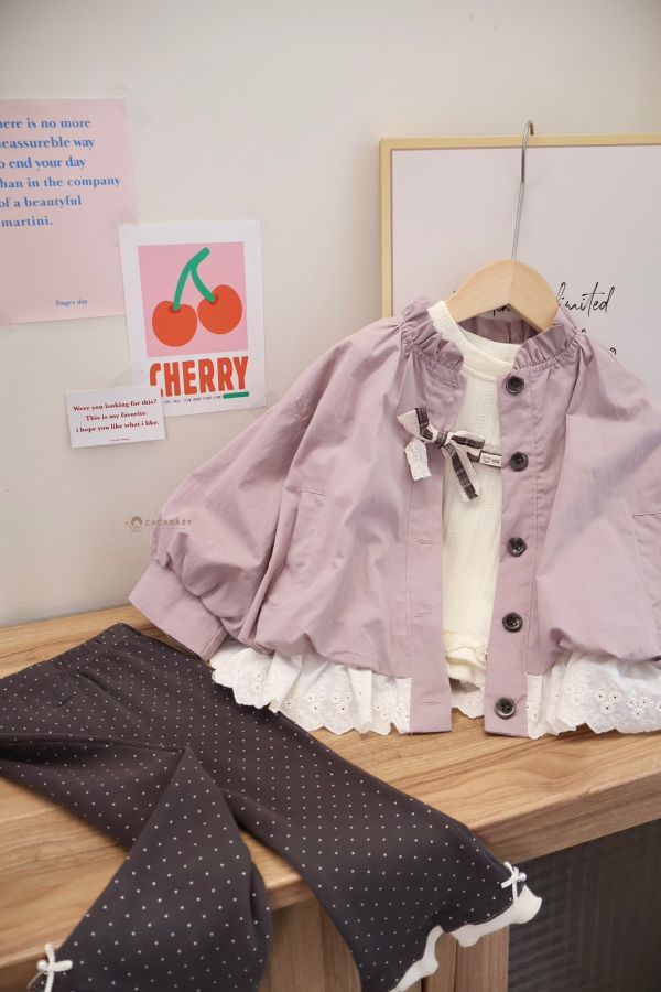 超推甜美搭配高手點點小喇叭內搭褲 