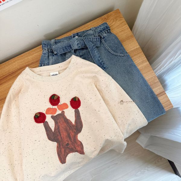 (中大童可親子裝)立體蘋果熊熊彩點上衣 