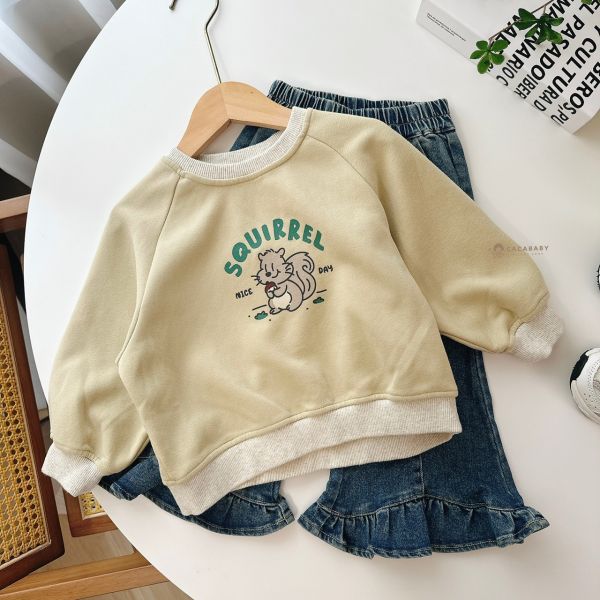 鬆鬆軟軟青蘋果綠松鼠衛衣 