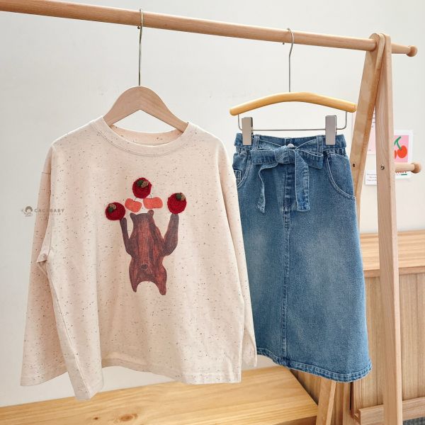 (中大童可親子裝)立體蘋果熊熊彩點上衣 