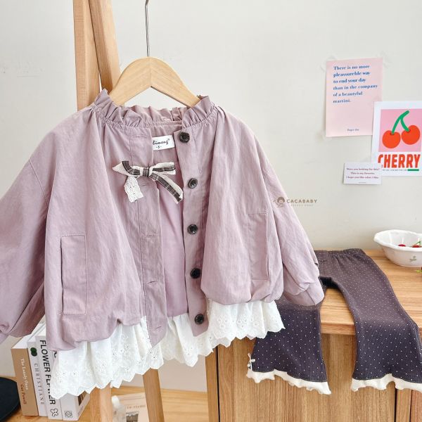 日系超美蕾絲拼接風衣外套 