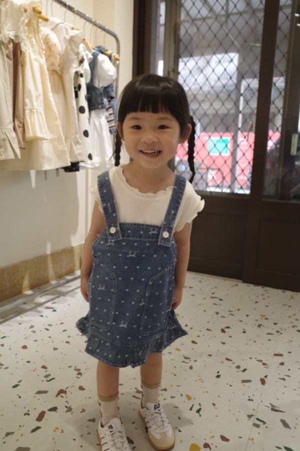 小裙擺蝴蝶結兩件套洋裝 